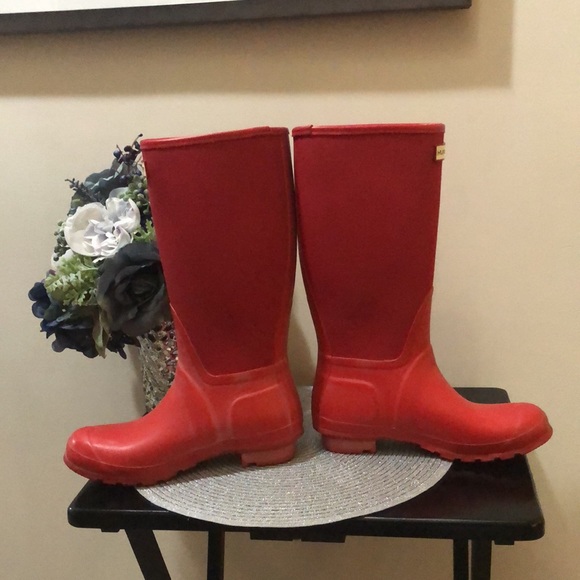 Hunter Arlen Red Tall Rain Boot - Picture 2 of 7